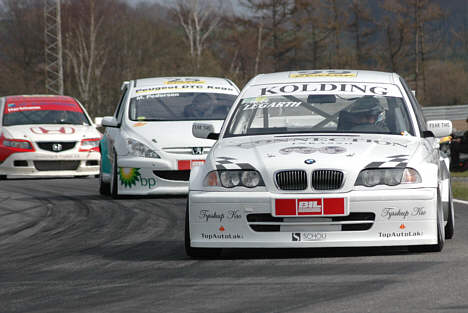 Mike Legarth forfølges af sine to kolleger fra DTC Cuppen, Martin Pedersen, og Hans Hartmann. (Foto: Torsten Palrum)
